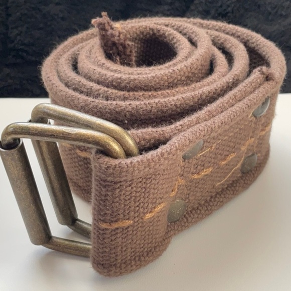 Mens Canvas Belts Cream and Brown Size 28 - Picture 2 of 3